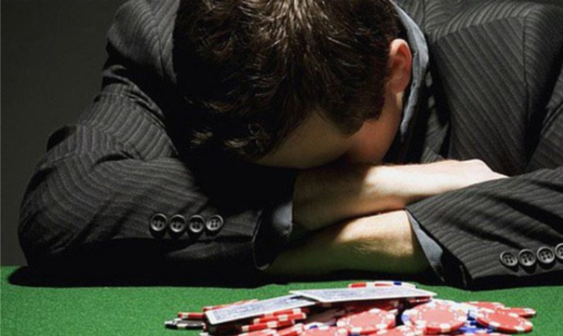 Đặt cược tham lam khiến bạn mất trắng chỉ sau vài lần thua 